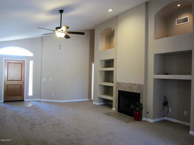 Building Photo - 11880 E Appaloosa Pl