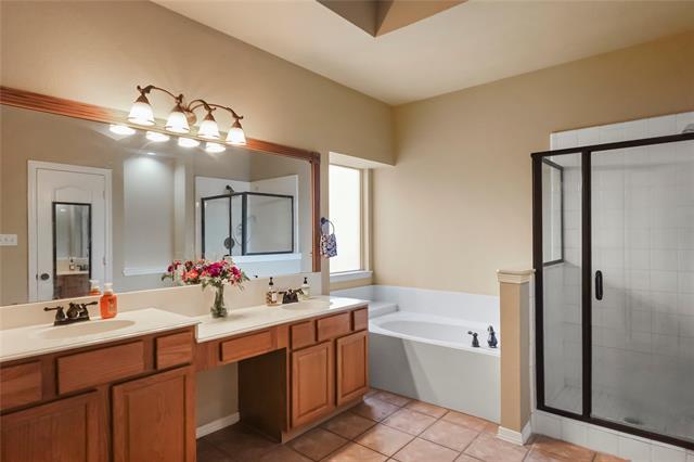 Building Photo - 216 Crepe Myrtle Ln