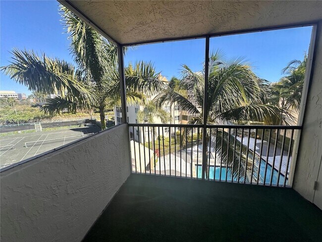 Building Photo - 8205 Lake Dr