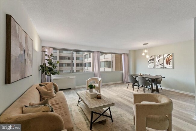 Building Photo - 4515 Willard Ave