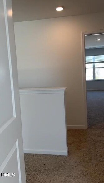 Building Photo - 852 Bullhorn Dr