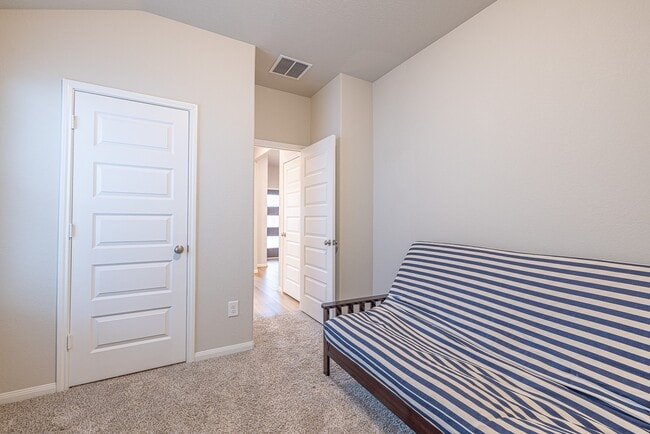 Building Photo - 17705 Hanson Ridge Dr