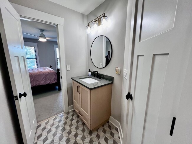 Building Photo - Gorgeous Home on Walkers Ferry Lane in The...