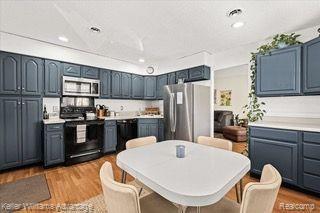 Building Photo - 5659 Lathers St