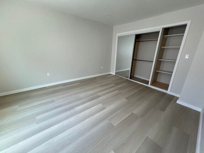 Building Photo - 51st Street Apartments Triplex