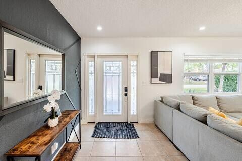 Building Photo - 3672 NW 17th Terrace