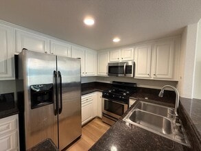 Building Photo - 3965 Nobel Dr