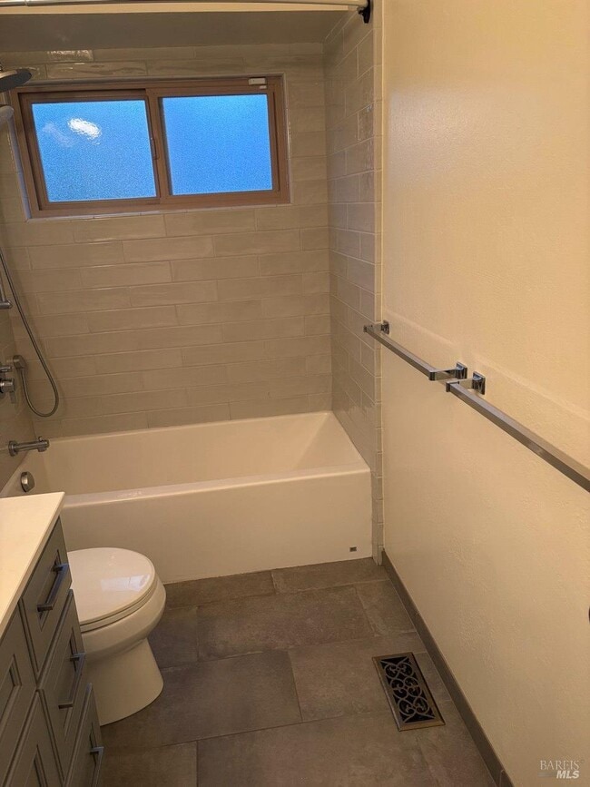 Building Photo - 323 Bolinas Rd