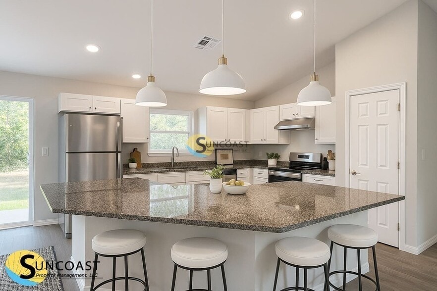 Building Photo - 303 Chiquita Blvd N