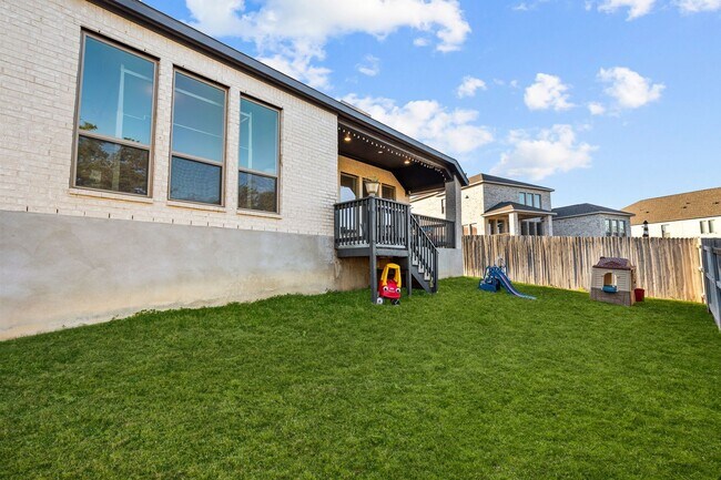 Building Photo - 2604 Sueno Pt
