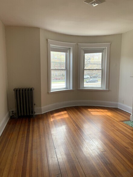 Building Photo - 1377 Commonwealth Ave