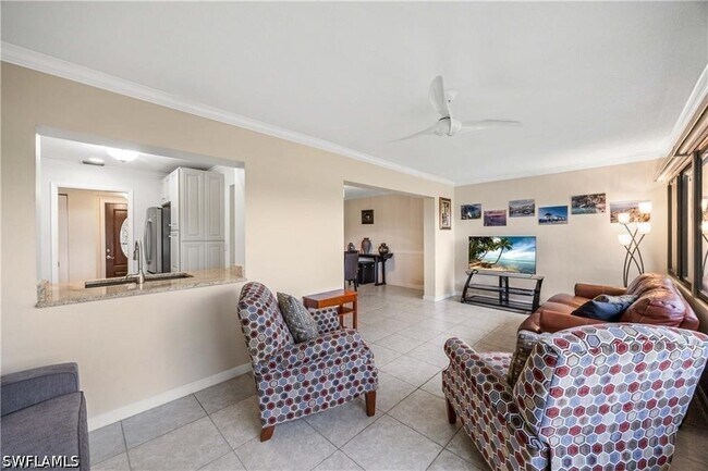 Building Photo - 3195 Boca Ciega Dr