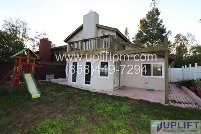 Building Photo - 4 Bed 3 Bath House in Spring Valley w/ Was...