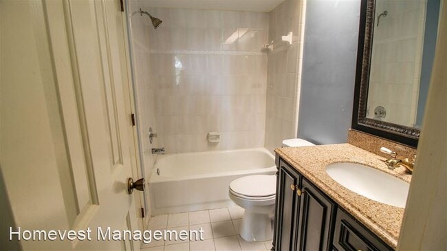 Building Photo - 913 Red Dandy Dr