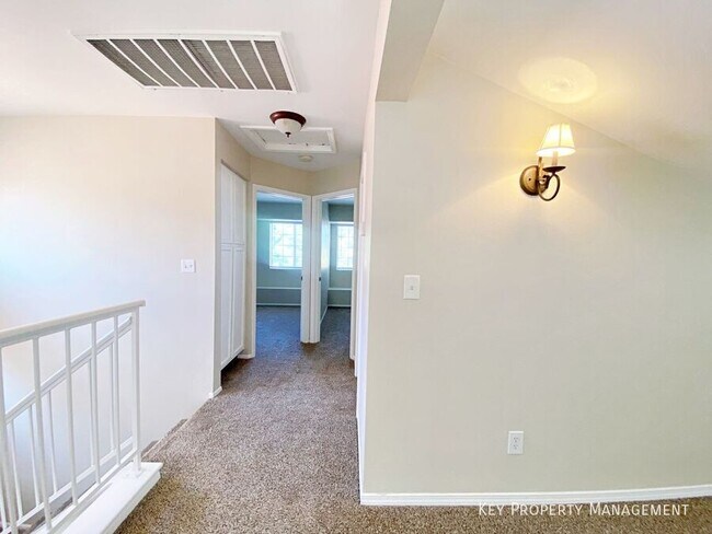 Building Photo - 50 Tidwell Ln