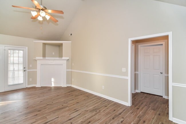 Building Photo - 237 Chestnut Oak Cir