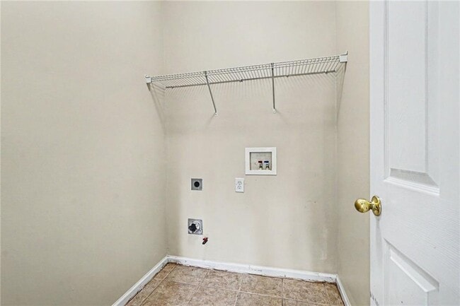 Building Photo - 375 Clairidge Ln SW