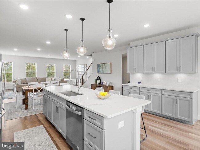 Building Photo - 17330 Turnstone Dr