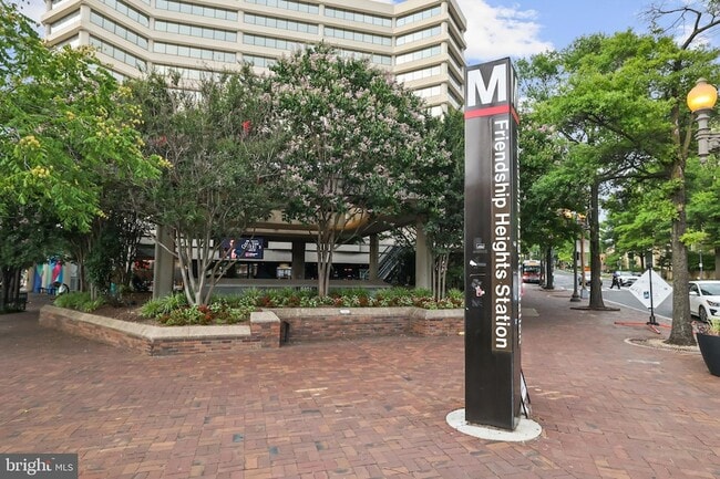 Building Photo - 4817 Chevy Chase Blvd