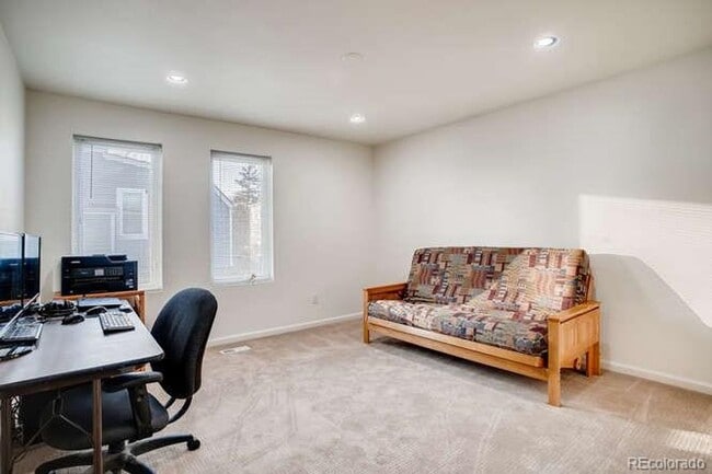 Building Photo - Updated Contemporary Designed Home! Great ...
