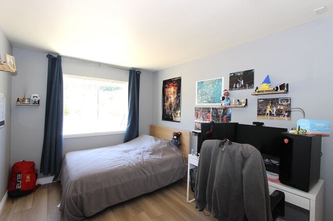 Building Photo - Gorgeous 4 Bedroom 2 Bathroom house in Poway