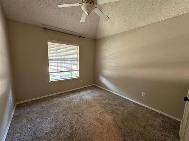 Building Photo - 7201 Lazy Meadow Ln