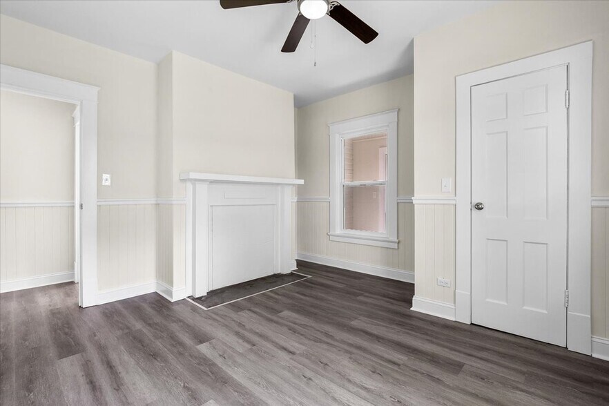 Building Photo - 1506 Maple St