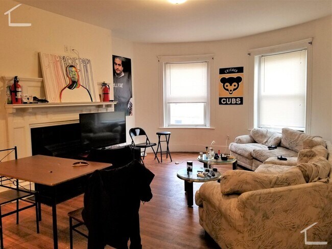 Building Photo - Packard's Corner Area of Allston. Large Fu...