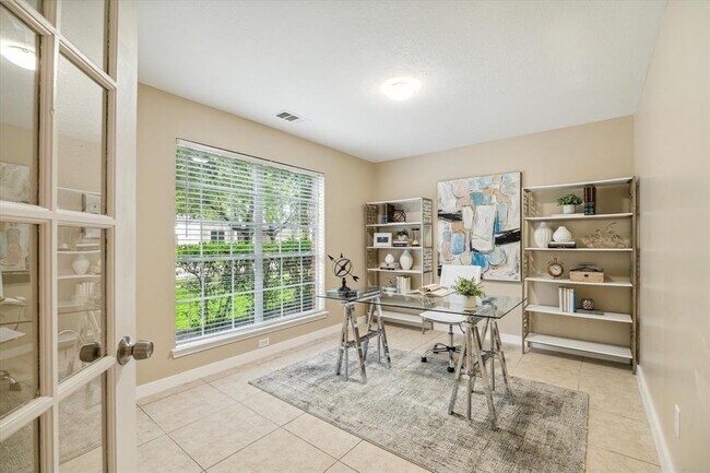 Building Photo - 17426 Little Riata Dr