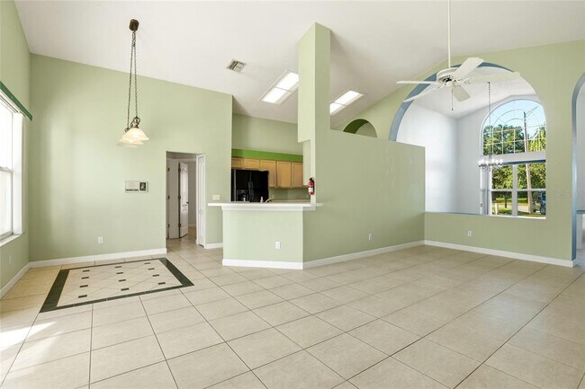 Building Photo - 5784 Donnelly Cir