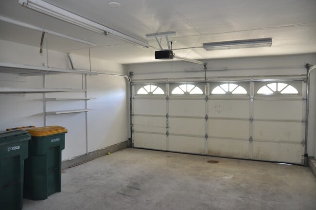 Building Photo - 4144 Alcazar Dr