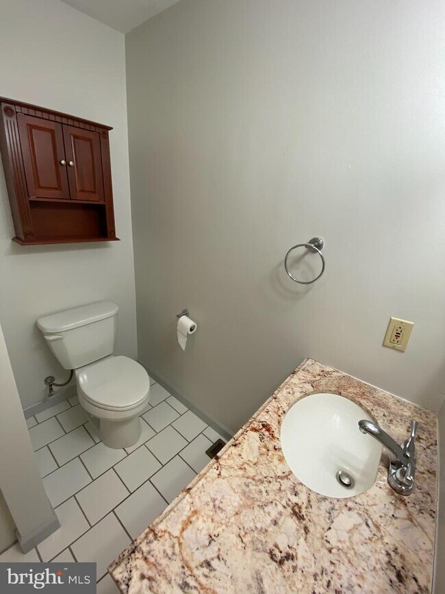 Building Photo - 35 Benburb Rd