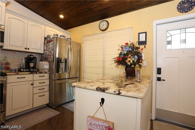 Building Photo - 3563 Antarctic Cir