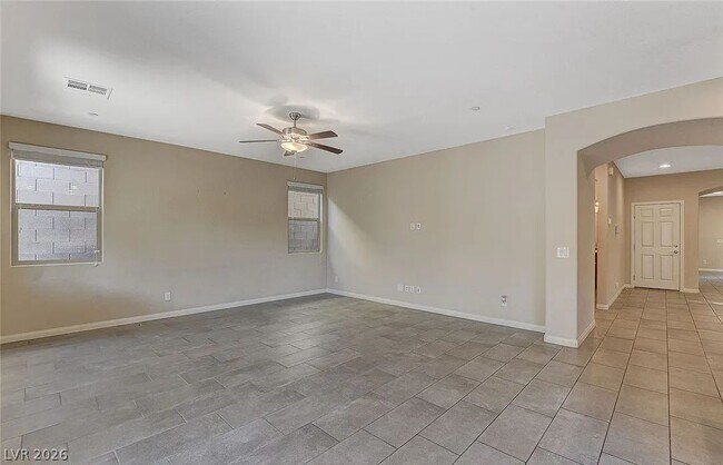 Building Photo - 2934 Caxton Grove Dr