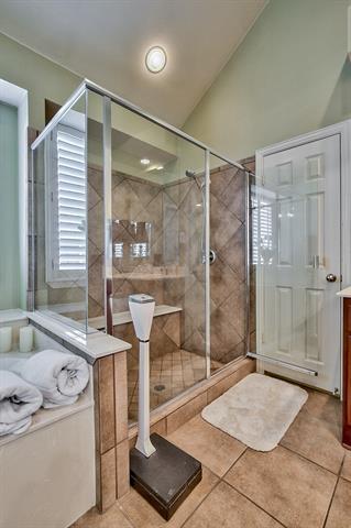Building Photo - 2107 Crowbridge Dr