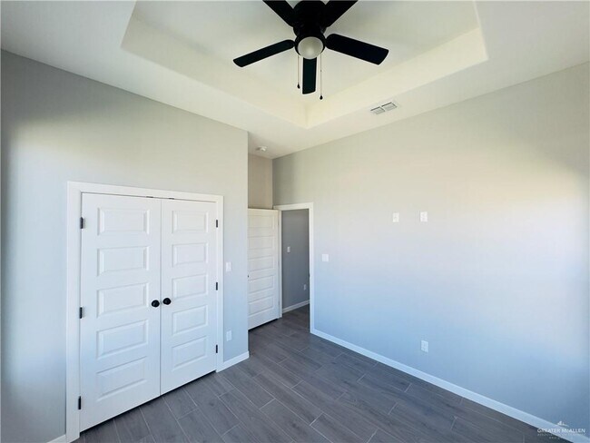 Building Photo - 43 N Woody Rd