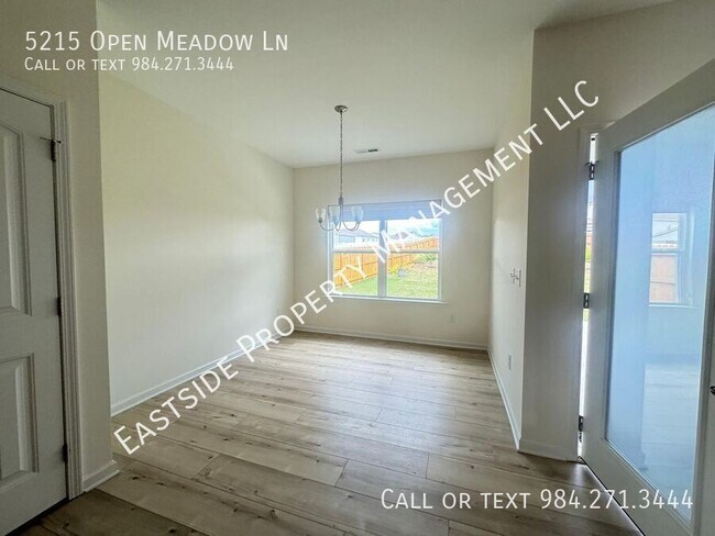 Building Photo - 5215 Open Mdw Ln