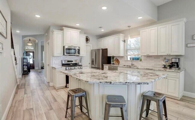 Building Photo - 26214 Christen Canyon Ln