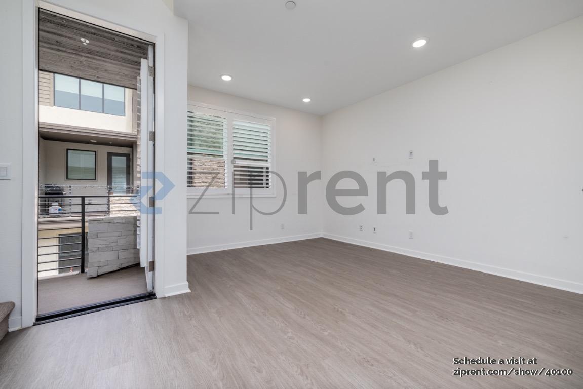 Building Photo - 11048 Luminate Dr
