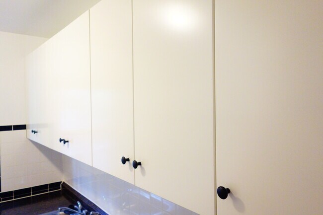 Building Photo - 8409 Greenwood Ave