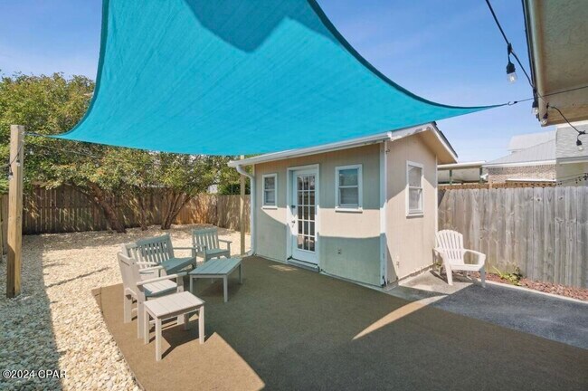 Building Photo - 5807 Sunset Ave