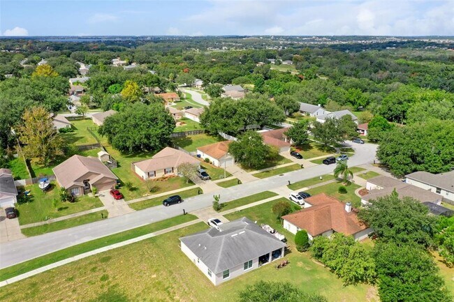 Building Photo - 886 Scenic View Cir