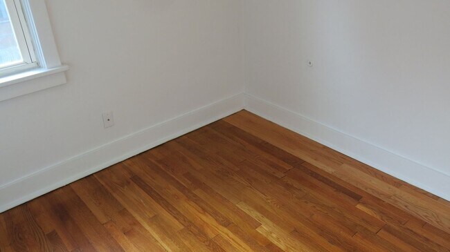 Building Photo - Available  March 1, 2026  Flexible lease end date!