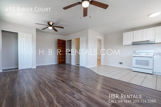 Building Photo - 491 Ribier Ct
