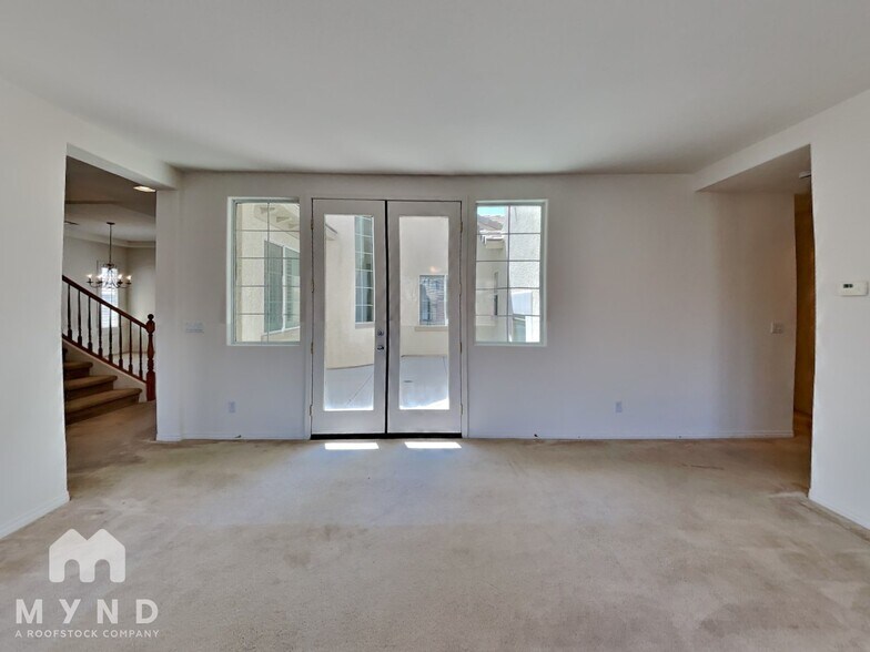 Building Photo - 9456 Bluff Ledge Ave