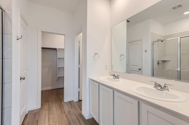 Building Photo - 231 Autumn Sage Ln