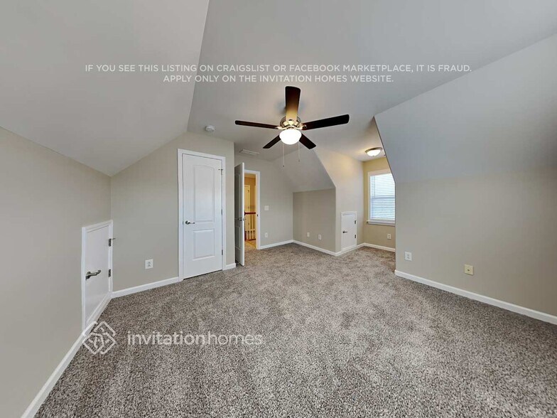 Building Photo - 1920 Shillington Dr