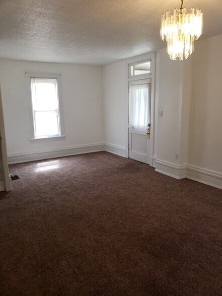 Living Room - 557 4th St