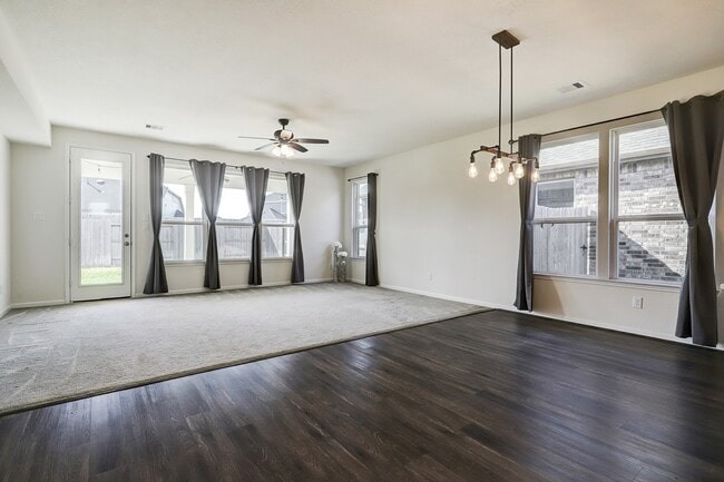 Building Photo - 1702 Claire Creek Ct