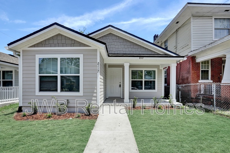 Primary Photo - 2117 Moncrief Rd
